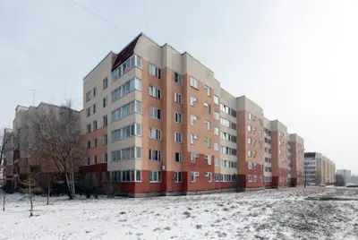 Островок панельной застройки «пушкинского БАМа» старожилы называют Тындой. В годы перестройки квартиры в Тынде начали получать отставные военные