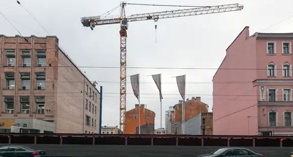 «Дом на Дворянской» - типичный образчик уплотнительной застройки