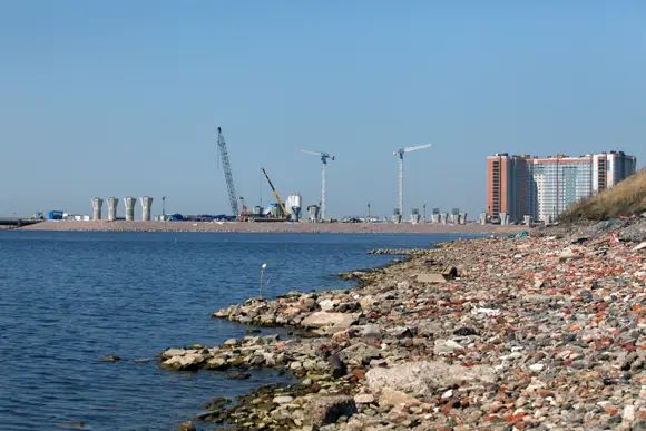 Вид на намывные территории Васильевского острова