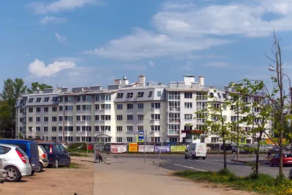 В обозримом будущем, когда на вторичный рынок будут выведены квартиры в ЖК «Старопетергофский» (Петергофская улица, 10А), спектр предложения пополнится и квартирами-студиями от 24 кв. м В обозримом будущем, когда на вторичный рынок будут выведены квартиры в ЖК «Старопетергофский» (Петергофская улица, 10А), спектр предложения пополнится и квартирами-студиями от 24 кв. м