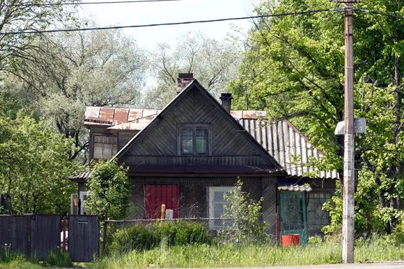 Типовой щитовой садовый домик советских времен