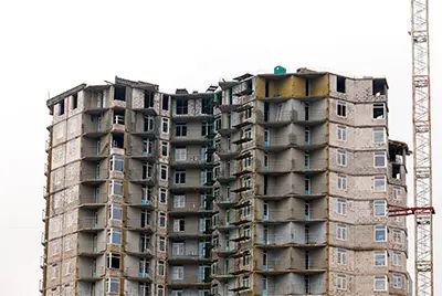 Объект уже подводится под крышу