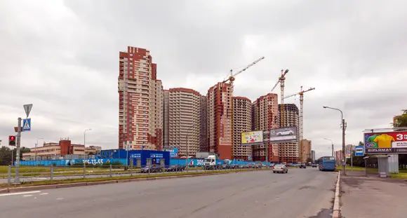 Ближе всего – корпуса первой очереди