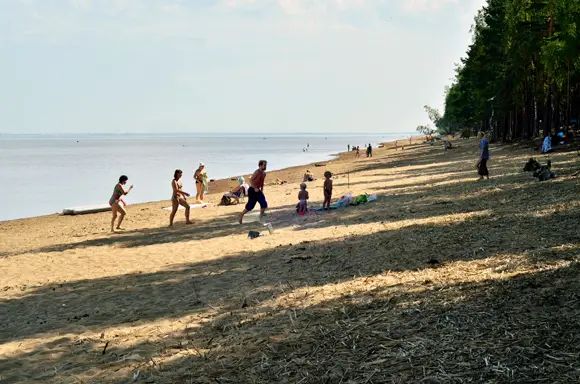 Сейчас на пляжах южного побережья еще не слишком людно, но скоро ситуация может измениться Сейчас на пляжах южного побережья еще не слишком людно, но скоро ситуация может измениться