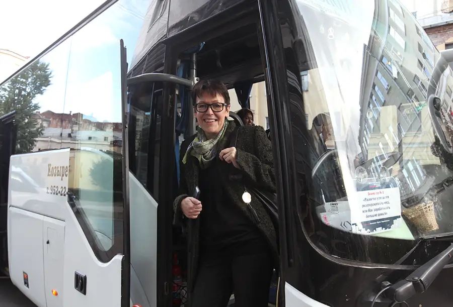 В первый день конгресса представители петербургских компаний пригласили риэлторов из регионов в бизнес-туры