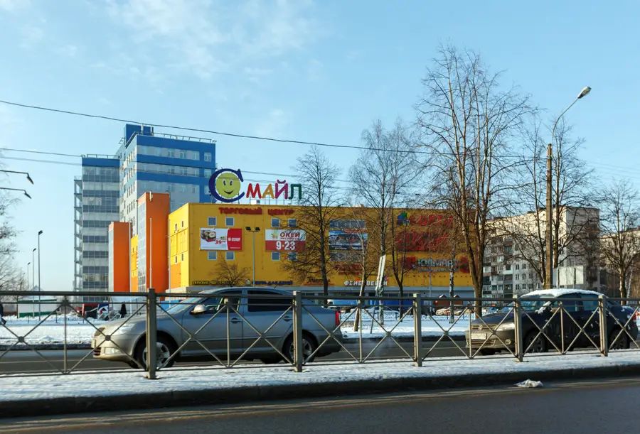 В Веселом поселке хорошо развита торговая инфраструктура – здесь есть магазины самых разных форматов