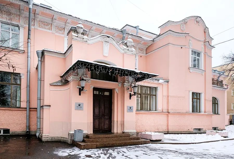 Здание на Лесном проспекте, 21, корп. 1, лит. Б (особняк Э. Нобеля)