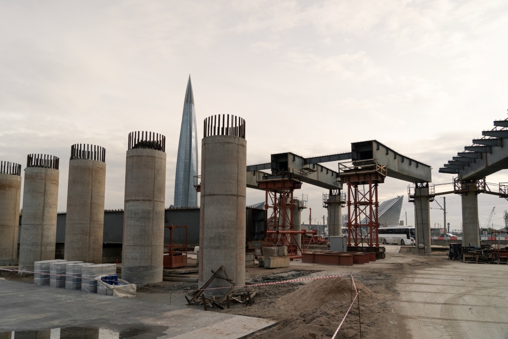 Строители приступили ко второй очереди переустройства Приморского шоссе