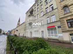 Помещение, 3-я В.О. линия, 34/15 за 240 000 р./мес.