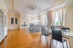 4-к квартира, Малая Конюшенная ул., 5 за 88 000 тыс.р.