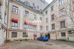 Помещение, Потёмкинская ул., 9 за 300 000 р./мес.