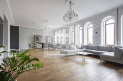 4-к квартира, Фурштатская ул., 19 за 79 504 тыс.р.