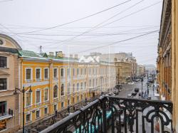 6-к квартира, Малая Морская ул., 9 за 49 700 тыс.р.