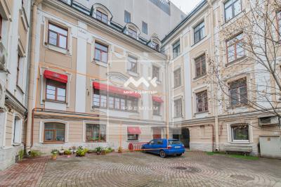 Помещение, Потёмкинская ул., 9 за 300 000