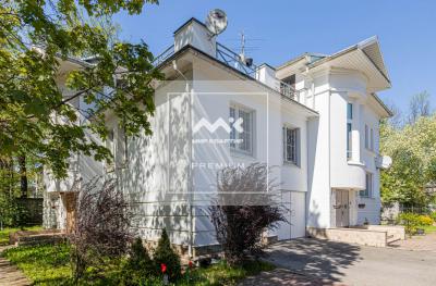 4-к квартира, Пушкин г., Жуковско-Волынская ул., 12 за 55 000 тыс.р.