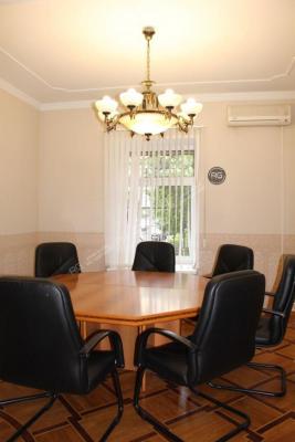 Помещение, Кораблестроителей ул., 12 за 300 000