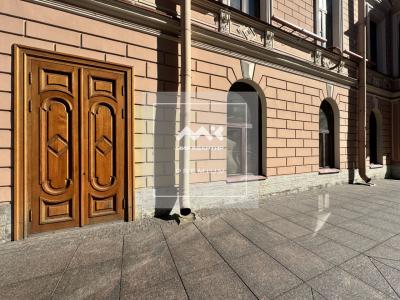 Торг.помещение, Караванная ул., 4 за 400 000