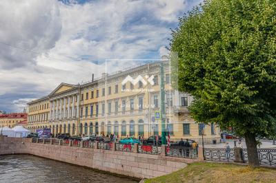 7-к квартира, Реки Мойки наб., 1/8 за 23 990 тыс. руб.