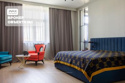 4-к квартира, Большая Пушкарская ул., 37 за 350 000  р./мес.