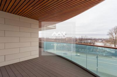 5-к квартира, Вязовая ул., 8 за 285 000 тыс. руб.