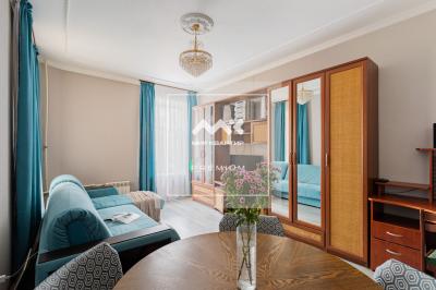 4-к квартира, Шпалерная ул., 8 за 22 200 тыс.р.