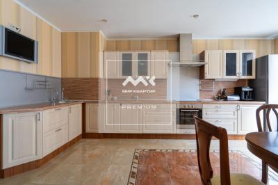 3-к квартира, Приморский проспект, 137 за 31 950 тыс. руб.