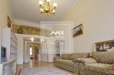 3-к квартира, Реки Мойки наб., 81 за 135 000 тыс. руб.