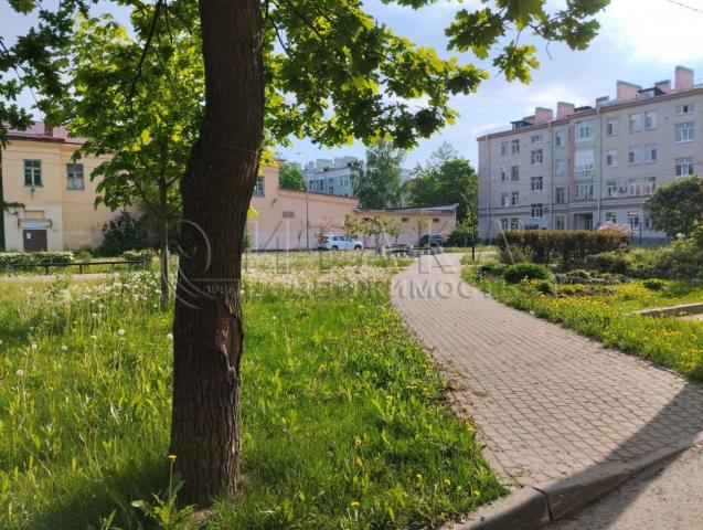 г. Ломоносов, ул. Сафронова, 6