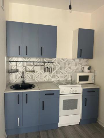 Ленинградская область, Бугры пос., Тихая ул., 5к2