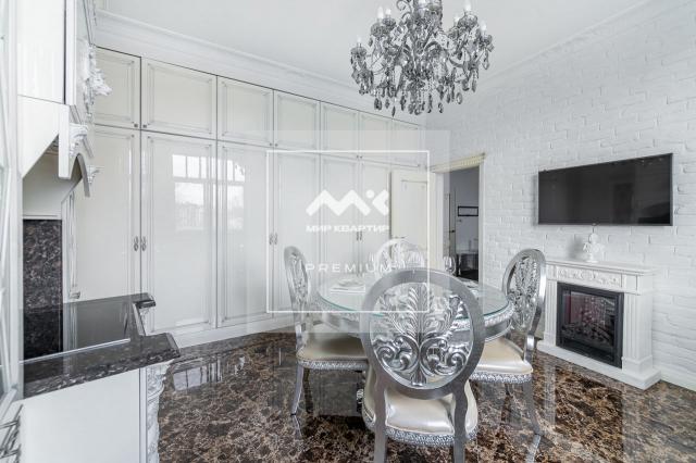 Аптекарская наб., 6