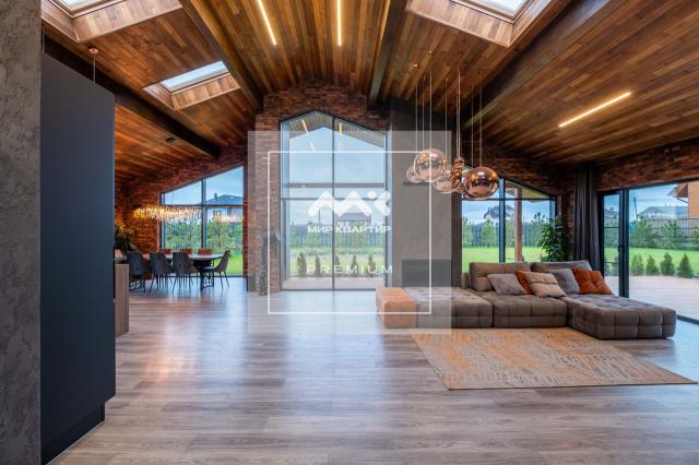 Низино д., Летчика Евдокимова ул., 19