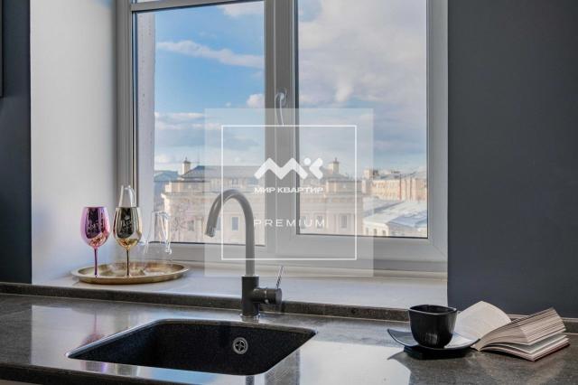 Итальянская ул., 35