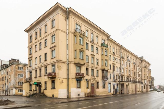 Октябрьская наб., 98