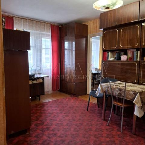 г. Луга, пр-кт. Кирова, 85