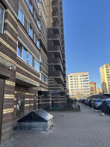 Ленинградская область, Бугры пос., Школьная ул., 11к2