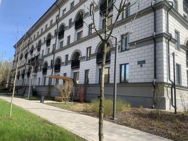 Зеленогорская ул., 3