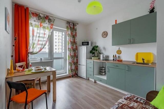 Среднерогатская ул., 13к1
