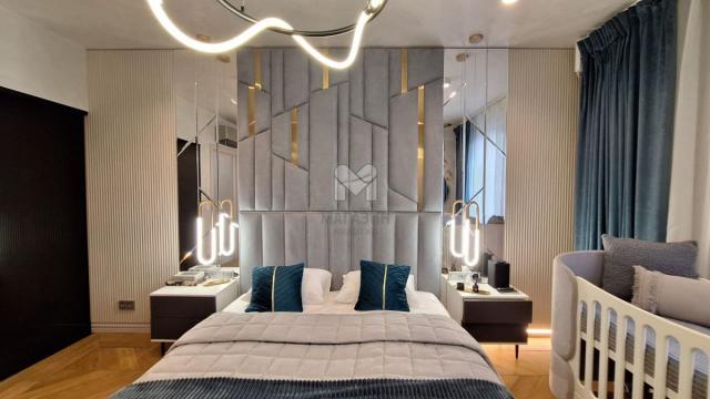 Революции шоссе, 3к2с1