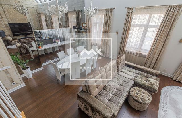 Орловская ул., 1