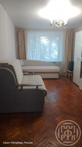 Кронштадт г., Восстания ул., д 80