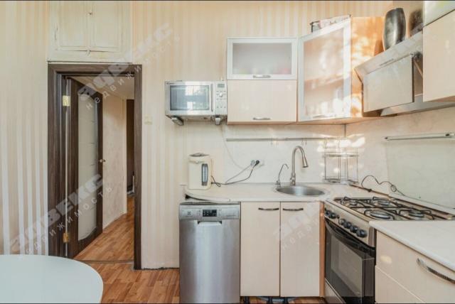 Выборгская наб., 25