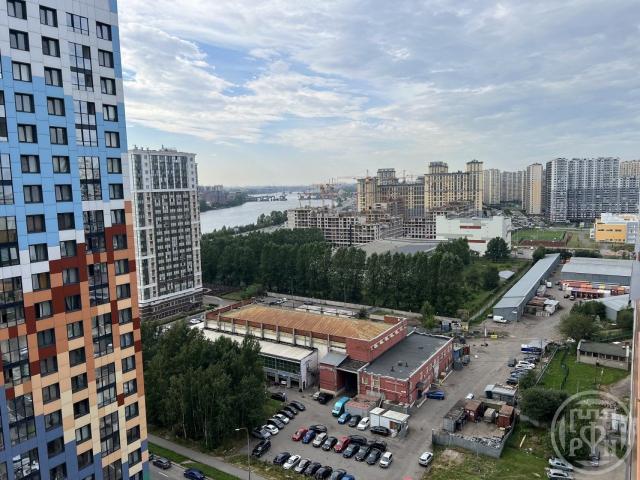 Крыленко ул., д 1