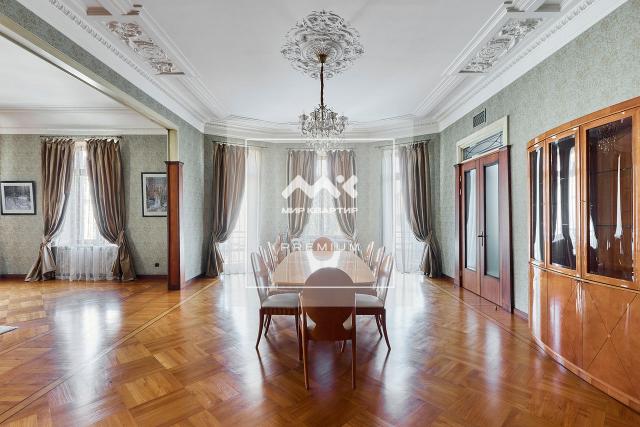 Каменноостровский проспект, 26-28