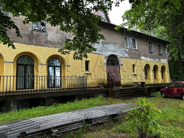 п. Ландышевка, ул. Береговая, 5