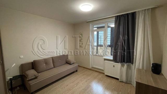 п. Мурино, ул. Шувалова, 2