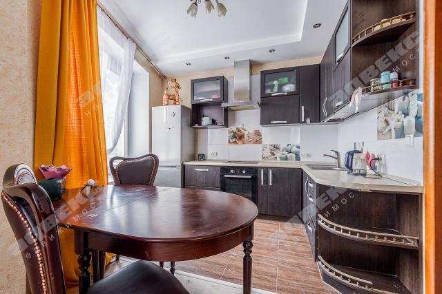 Кораблестроителей ул., 32к1А