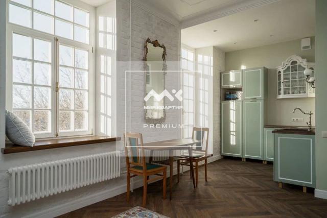 Канала Грибоедова наб., 119-121