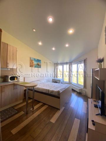 г. Петергоф, ул. Петергофская, 8