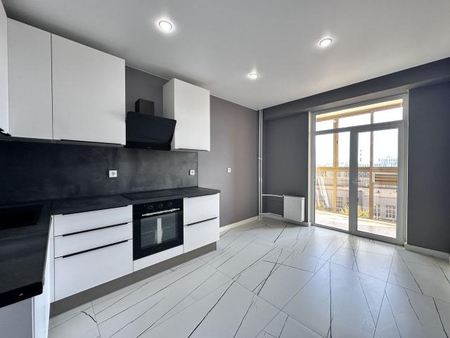 Днепропетровская ул., 7