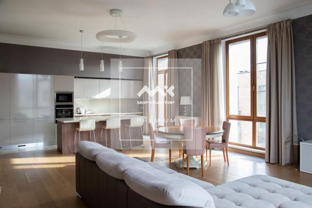 Смольного ул., 2